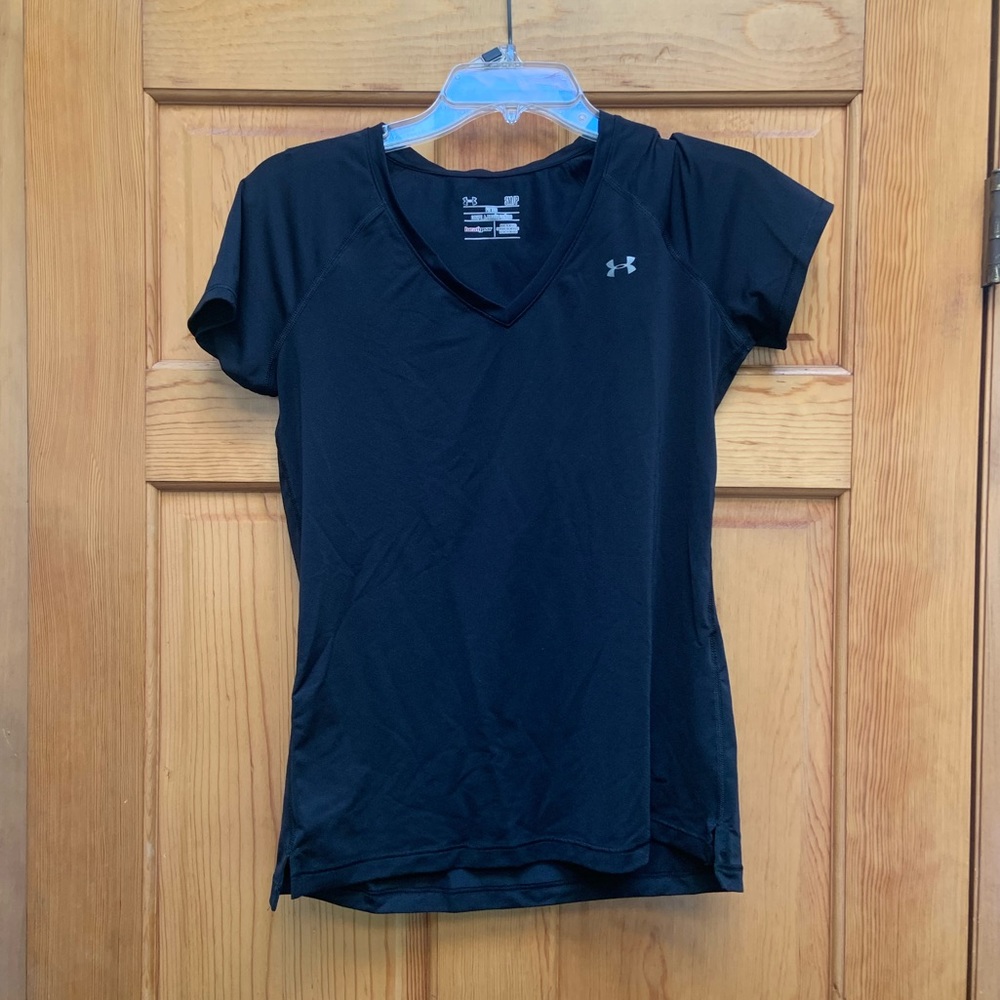 Women’s Under Armour Top Small